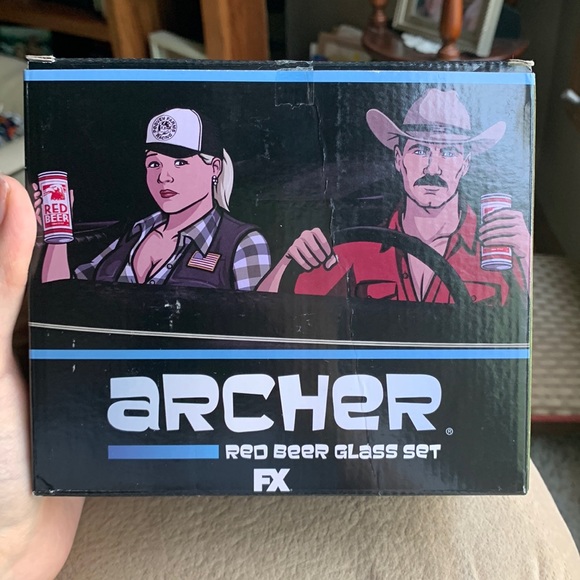 NIB Archer Red Beer Glass Set